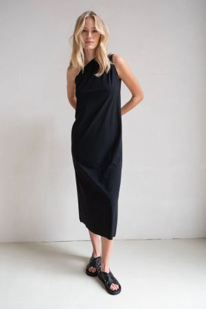 black 90