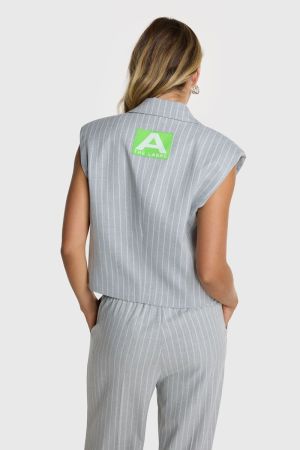  940-light-grey-