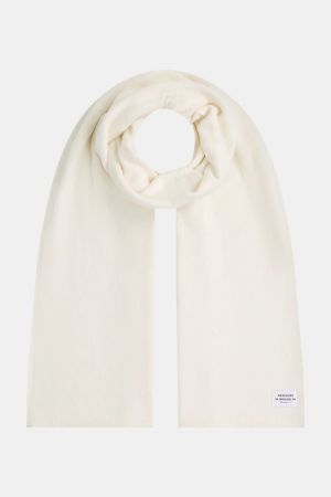  ecru