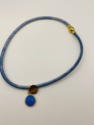  Bleu
